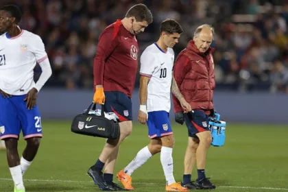 Pulisic se Lesiona en Victoria de EE.UU. Ante Australia: Preocupación en AC Milan