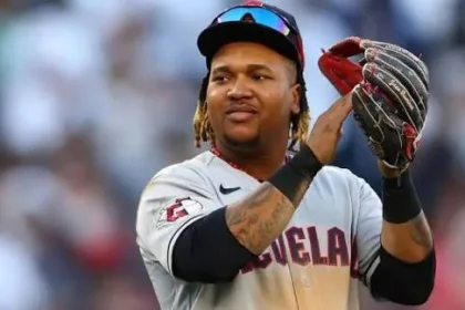 Dominicanos dominan: 6 finalistas al Guante de Oro MLB 2025