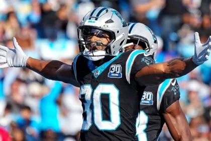 Panthers: ¿Hubbard regresa? Dilema en el juego terrestre ante Jets