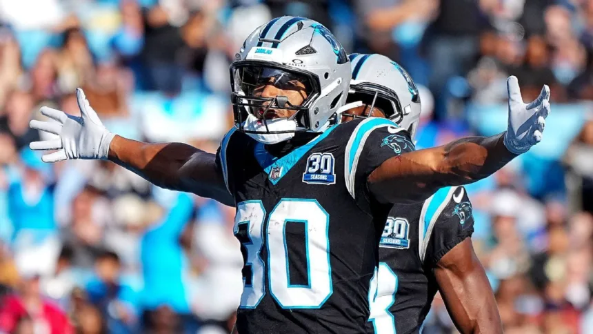 Panthers: ¿Hubbard regresa? Dilema en el juego terrestre ante Jets