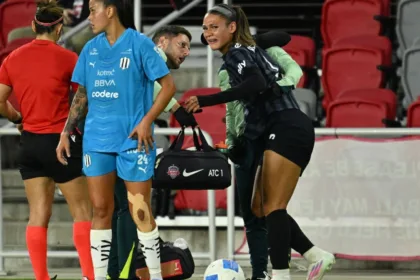 Rodman Sale del Campo entre Lágrimas: Lesión Preocupa al Spirit y USWNT