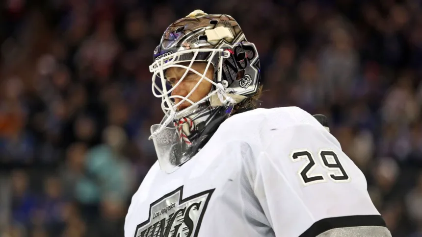 Kings recuperan a Copley: Refuerzo para la portería ante lesión de Kuemper