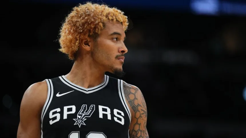 Sochan, baja sensible en Spurs: Se perderá el debut por esguince de muñeca