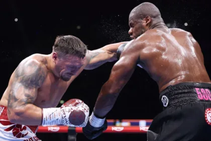 Usyk descarta a Itauma, pero anuncia regreso al ring en 2026.