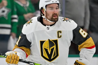 Stone, capitán de los Golden Knights, sufre lesión de muñeca