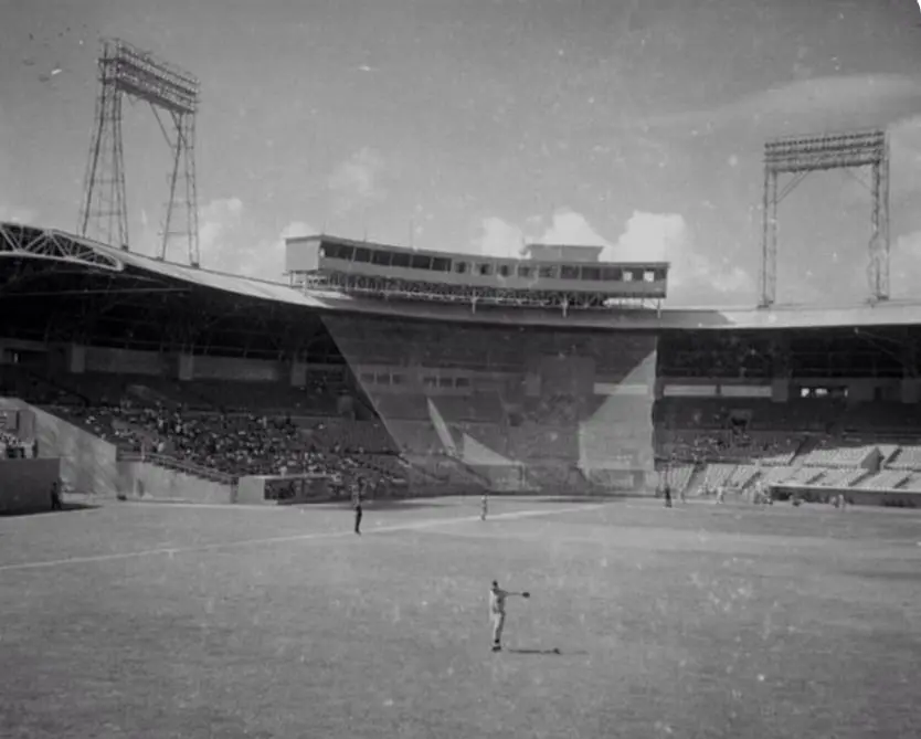 Estadio Quisqueya: Ícono del Béisbol Dominicano y su Futuro Incierto