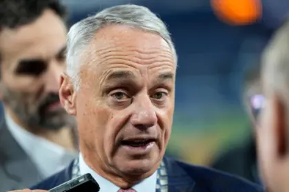 MLB: Manfred alerta sobre apuestas deportivas, integridad del juego