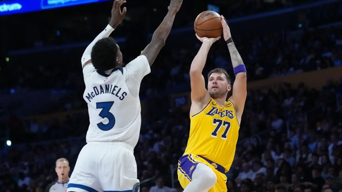 Doncic Impresiona: 92 Puntos y Récord con Lakers, ¿Rumbo a los 40 PPG ...