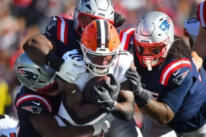 Judkins de Browns sale lesionado; Campbell y Jenkins también fuera 9 Judkins de Browns sale lesionado; Campbell y Jenkins también fuera