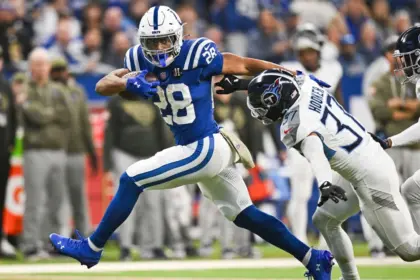 Taylor imparable: Estrella de los Colts brilla con récords y MVP en la mira 11 Taylor imparable: Estrella de los Colts brilla con récords y MVP en la mira
