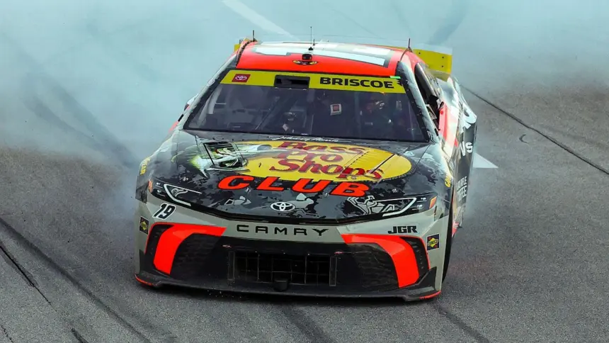 Briscoe a la final de NASCAR: ¡Victoria en Talladega y pase asegurado! 1 Briscoe a la final de NASCAR: ¡Victoria en Talladega y pase asegurado!