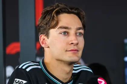 Russell Confirma Cláusulas Clave en Contrato con Mercedes: ¿Seguro para 2027?