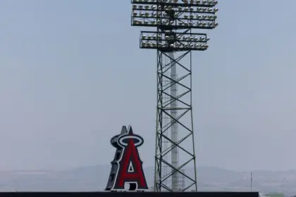 Ex-esposa de Kay: Angels fallaron a su ex-marido y a Skaggs 9 Ex-esposa de Kay: Angels fallaron a su ex-marido y a Skaggs