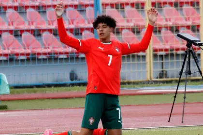 Cristiano Jr. debuta con Portugal Sub-16: Victoria ante Turquía 8 Cristiano Jr. debuta con Portugal Sub-16: Victoria ante Turquía