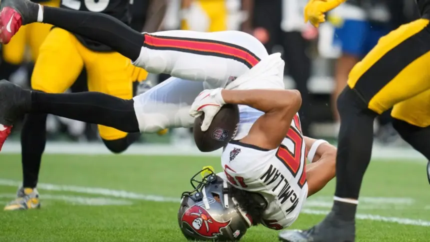Bucs: Jalen McMillan Sufrió Fractura en Cuello, Revela Todd Bowles