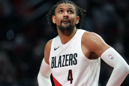 Thybulle de Blazers: Operado del pulgar izquierdo, baja por lesión