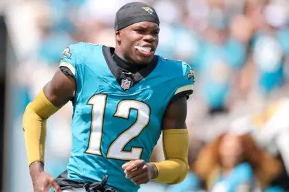 Jaguars: Travis Hunter a la IR por lesión de rodilla, ACL intacto