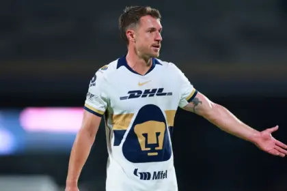 Aaron Ramsey Rescinde Contrato con Pumas Tras Lesión: Liga MX en Alerta 8 Aaron Ramsey Rescinde Contrato con Pumas Tras Lesión: Liga MX en Alerta