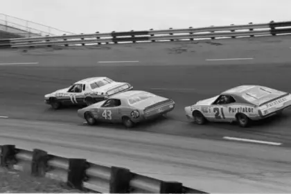 Leyendas NASCAR: Campeones y Estadísticas Históricas de la Cup Series 4 Leyendas NASCAR: Campeones y Estadísticas Históricas de la Cup Series