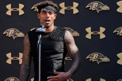 Ravens traspasan a Jaire Alexander, ex Pro Bowl, a las Águilas de Filadelfia 12 Ravens traspasan a Jaire Alexander, ex Pro Bowl, a las Águilas de Filadelfia