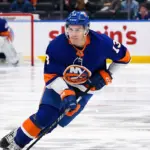 Barzal, Estrella de Islanders, Fuera por Disciplina: ¿Qué Pasó?