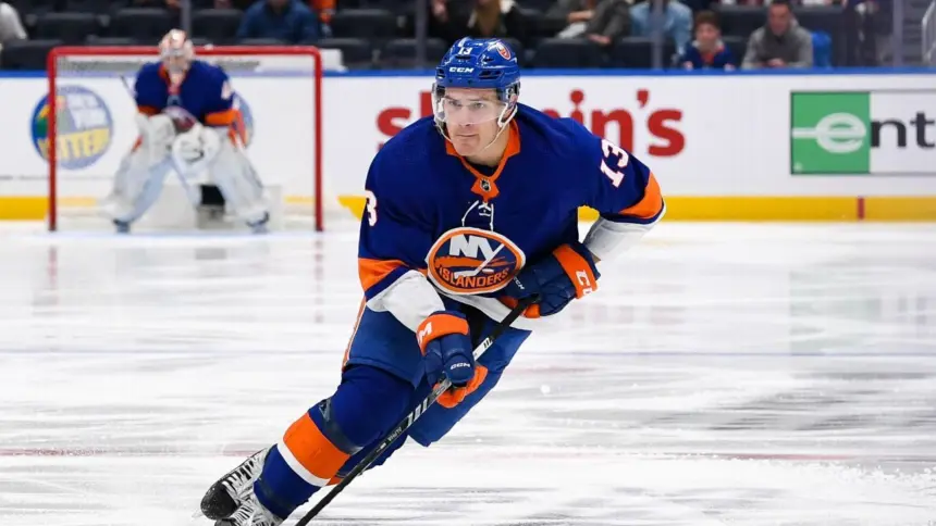 Barzal, Estrella de Islanders, Fuera por Disciplina: ¿Qué Pasó?