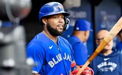 Abinader felicita a Vladi Guerrero Jr. por brillante Serie Mundial 2025