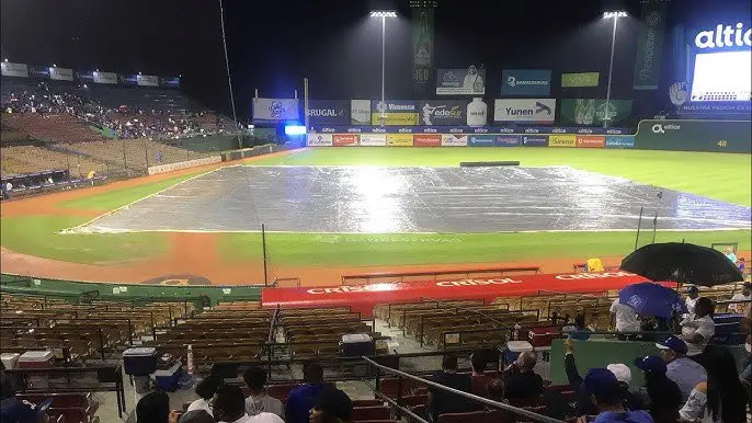 Águilas vs. Licey: Lluvia retrasa de nuevo clásico en el Quisqueya (Lidom) 1 Águilas vs. Licey: Lluvia retrasa de nuevo clásico en el Quisqueya (Lidom)