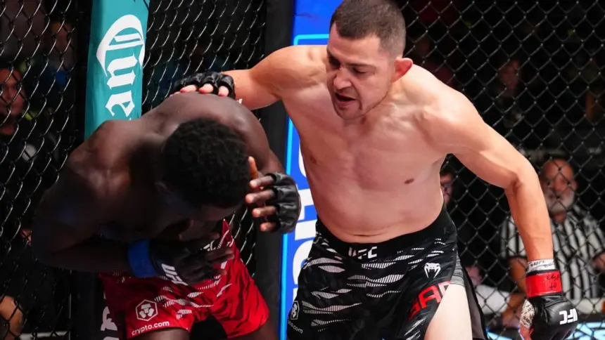 Garcia Demuele a Onama con TKO en el Primer Round: ¡Victoria Aplastante!