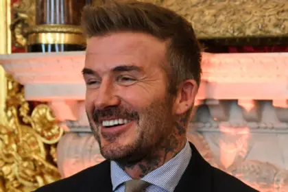 David Beckham, Caballero: Honrado por Deporte y Caridad en Windsor