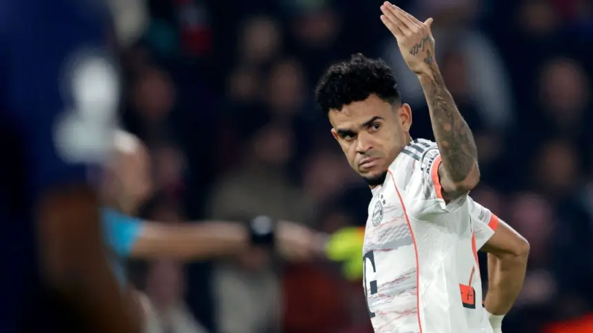 Díaz, héroe y villano: Doblete y roja en histórica noche de Champions 1 Díaz, héroe y villano: Doblete y roja en histórica noche de Champions