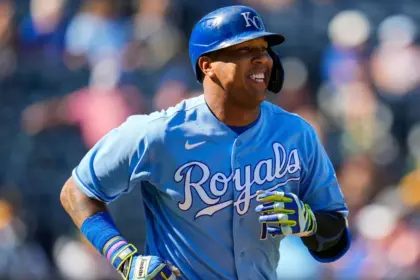 Pérez Renueva con Reales: 2 Años Más para la Leyenda de Kansas City 5 Pérez Renueva con Reales: 2 Años Más para la Leyenda de Kansas City