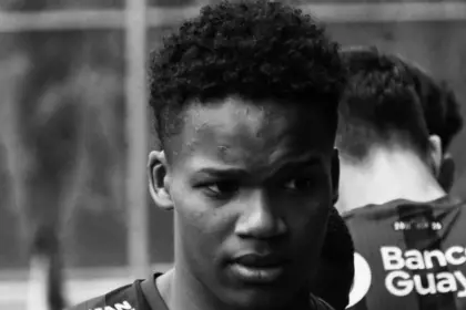 Joven futbolista ecuatoriano de Independiente del Valle, 16 años, muere por bala perdida 10 Joven futbolista ecuatoriano de Independiente del Valle, 16 años, muere por bala perdida