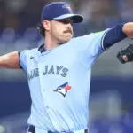 Bieber se queda en Toronto: Ejercita Opción con Blue Jays por $16 Millones