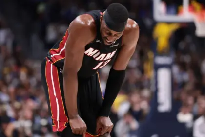 Baja de Bam Adebayo por lesión: Nuggets aplastan al Heat y Jokic brilla 9 Baja de Bam Adebayo por lesión: Nuggets aplastan al Heat y Jokic brilla