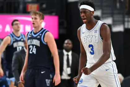 Dybantsa Debuta con 21 Puntos: Estelar Inicio con BYU Impulsado por las Aces