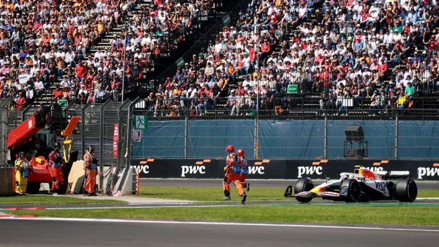 FIA Exculpa a Liam Lawson tras Incidente con Mariscales en México