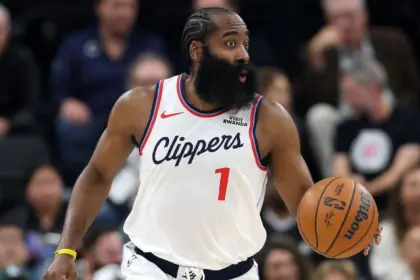 Harden Ausente por Motivos Personales: Clippers sin Estrella vs. Suns 2 Harden Ausente por Motivos Personales: Clippers sin Estrella vs. Suns