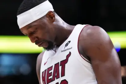 Adebayo, baja por esguince en el dedo gordo del pie: Heat vs. Hornets