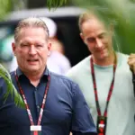 Jos Verstappen critica a Piastri: ¿Presión o estrategia en McLaren?