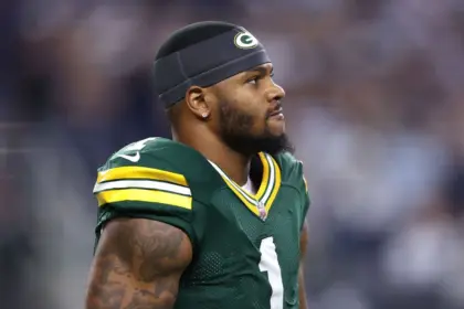 Parsons Reflexiona: Dolor por la Pérdida de Kneeland y Salud Mental en la NFL