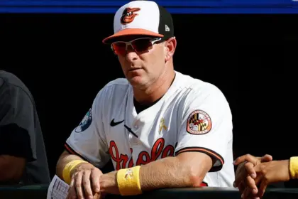 Mansolino llega a los Braves como coach de tercera base: Refuerzo clave