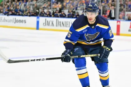 Blues Responden: Kyrou en la Banca, Victoria 3-0 ante Sabres