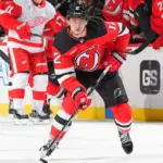 Glass brilla en el regreso; Hamilton, lesionado en victoria de los Devils