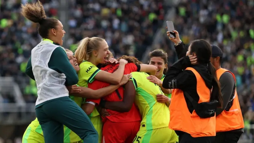 Rodman Líder Desde la Banca: Spirit Avance a Semis con Drama y Penalties en NWSL