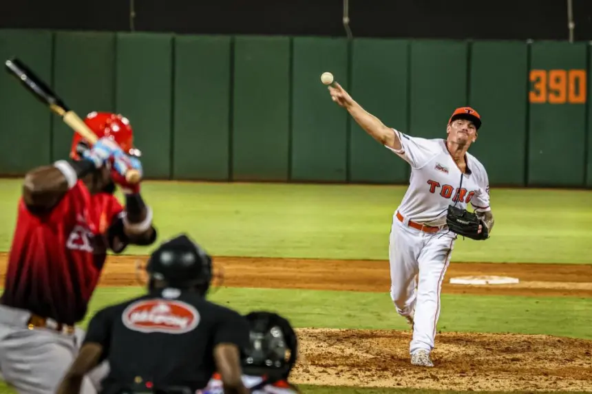 Toros del Este vencen a Leones: Brooks y Gasper lideran triunfo 3-2