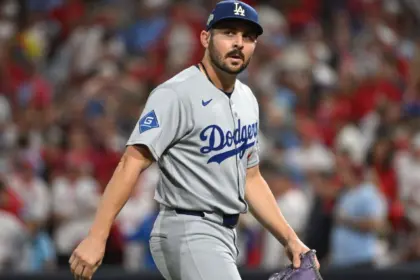 Alex Vesia, Lanzador de los Dodgers, Revela Trágica Pérdida de su Hija