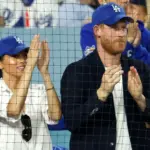 Príncipe Harry se disculpa en Canadá por gorra de los Dodgers