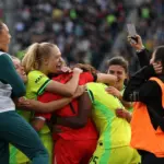 Spirit avanza a semis NWSL: Rodman lidera desde la banca, Kingsbury héroe