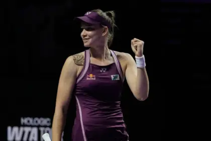 Rybakina Conquista WTA Finals: Derrota a Sabalenka y Cosecha $5.23M